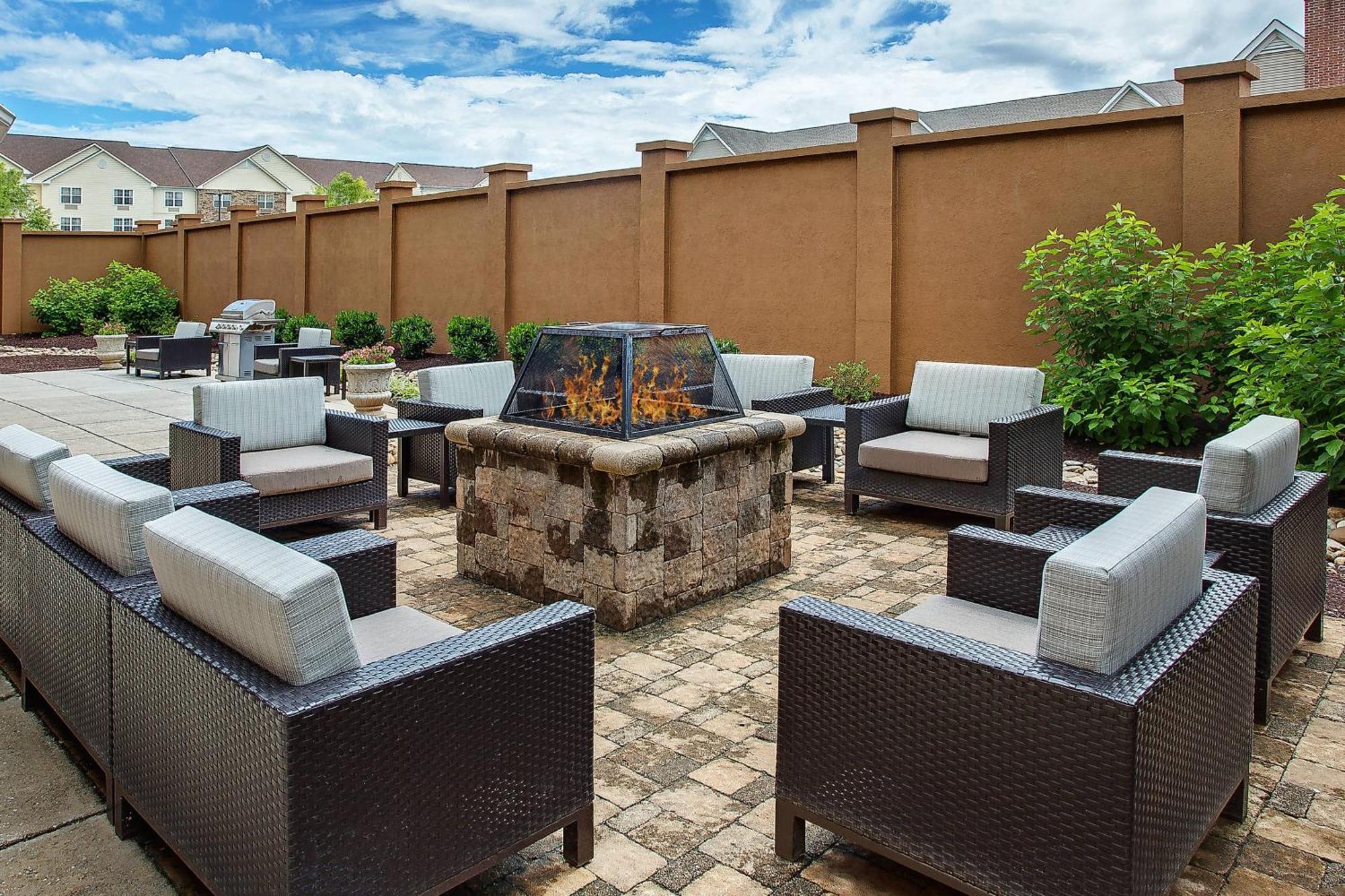 Courtyard Knoxville Cedar Bluff Екстериор снимка