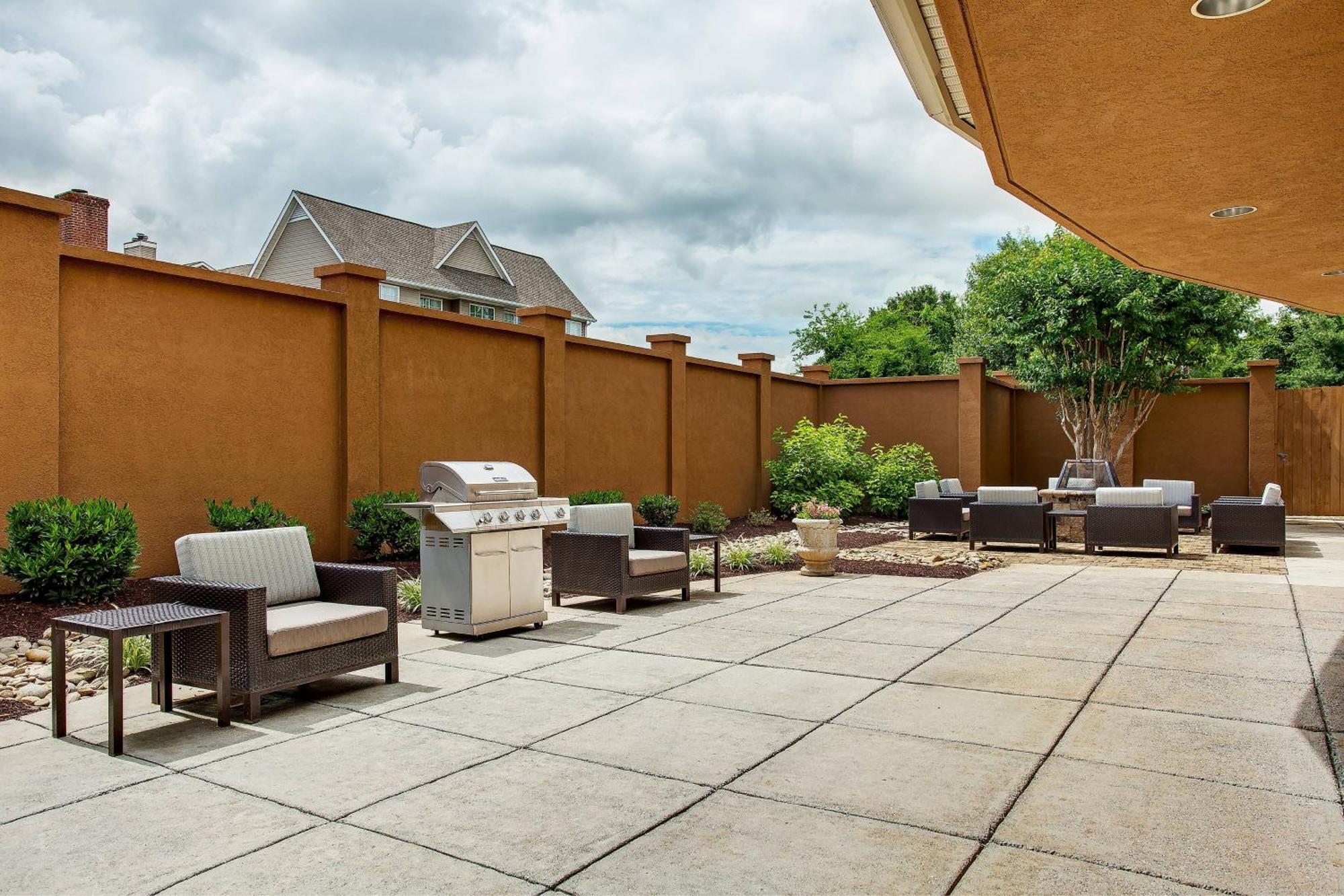 Courtyard Knoxville Cedar Bluff Екстериор снимка