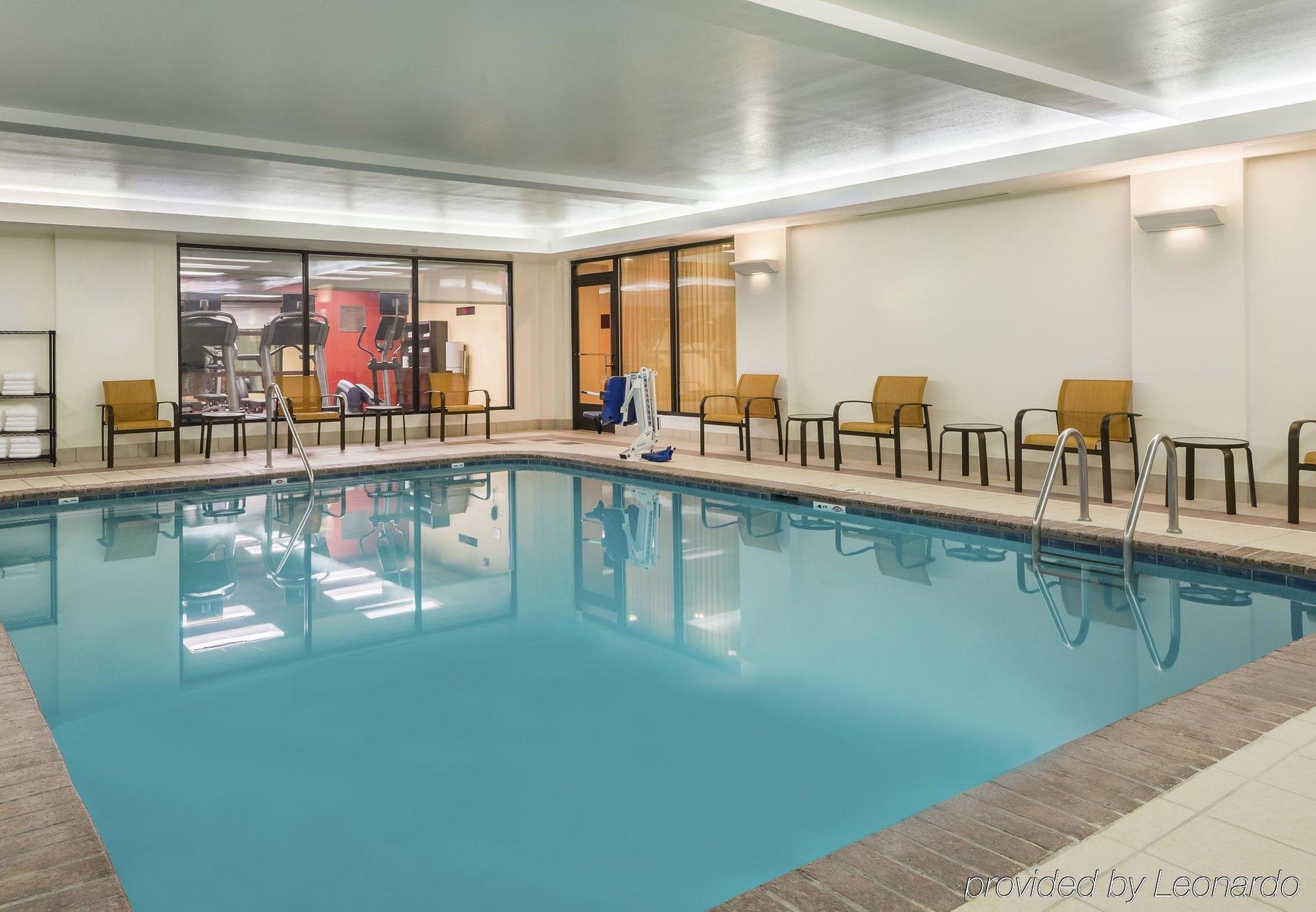 Courtyard Knoxville Cedar Bluff Екстериор снимка